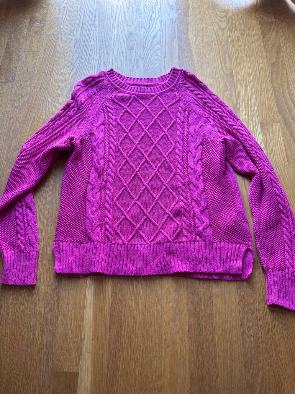 GAP Cable Knit Sweater
